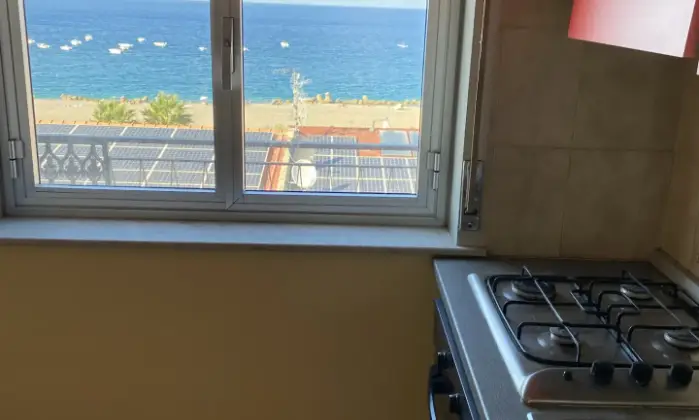 Rexer-Patti-PRESTIGIOSO-PALAZZO-VISTA-EOLIE-Cucina