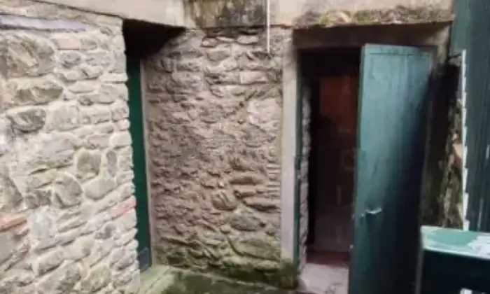 Rexer-San-Godenzo-Trilocale-in-vendita-in-via-Palazzo-San-Godenzo-Garage