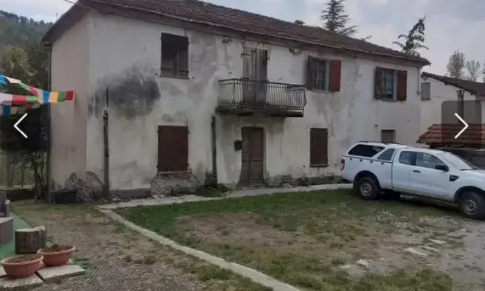 Rexer-Piana-Crixia-Casale-rustico-a-PIANA-CRIXIA-SV-Giardino