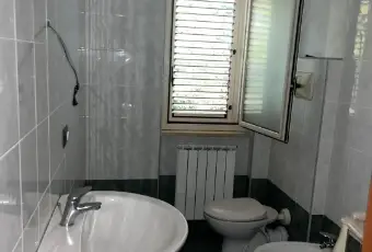 Rexer-Rovito-Vendesi-appartamento-in-Via-XXV-Aprile-a-Rovito-BAGNO