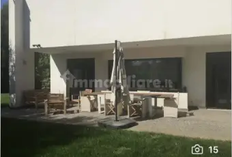 Rexer-Stra-VILLA-INDIPENDENTE-DI-MQ-CON-GIARDINO-Terrazzo