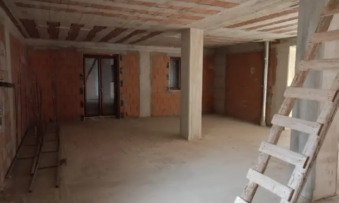 Rexer-Ospedaletto-dAlpinolo-Villa-da-ultimare-nel-parco-del-Partenio-ad-Ospedaletto-dAlpinolo-CameraDaLetto