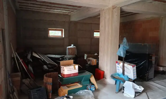 Rexer-Ospedaletto-dAlpinolo-Villa-da-ultimare-nel-parco-del-Partenio-ad-Ospedaletto-dAlpinolo-Garage