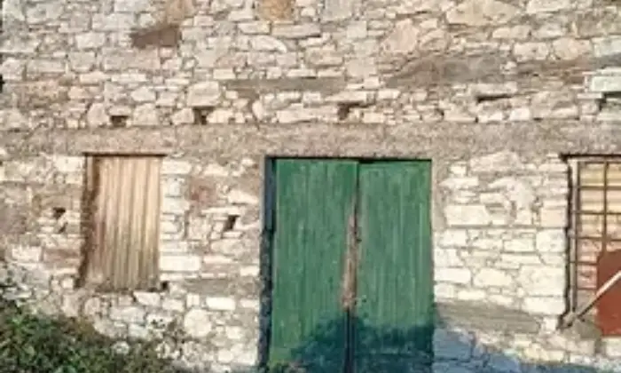Rexer-Calice-al-Cornoviglio-Fabbricato-in-pietra-con-terreno-Calice-al-CornoviglioSP-Altro