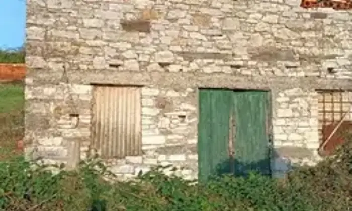 Rexer-Calice-al-Cornoviglio-Fabbricato-in-pietra-con-terreno-Calice-al-CornoviglioSP-Giardino