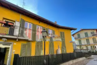 Rexer-Somma-Lombardo-Bilocale-via-Guido-Visconti-di-Modrone-Terrazzo