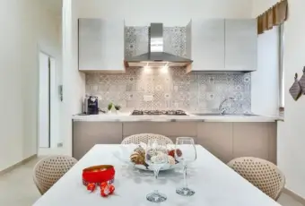 Rexer-Siracusa-Vendo-appartamento-zona-Ortigia-Siracusa-mq-ristrutturato-Cucina