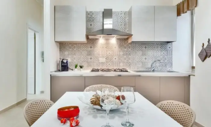 Rexer-Siracusa-Vendo-appartamento-zona-Ortigia-Siracusa-mq-ristrutturato-Cucina