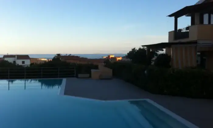 Rexer-Castelsardo-Bilocale-in-vendita-in-via-Lombardia-Castelsardo-Giardino