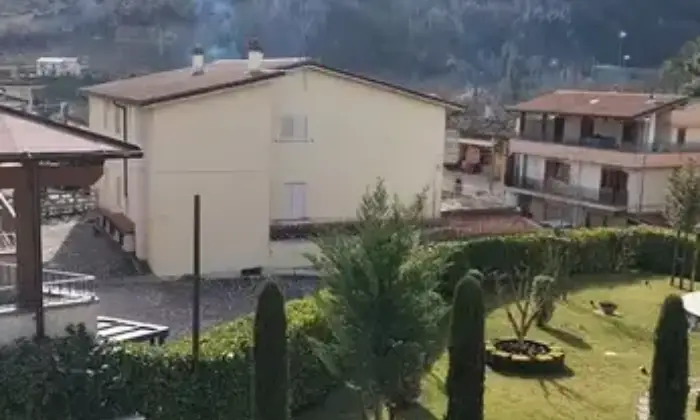 Rexer-Isola-del-Gran-Sasso-dItalia-Edificio-plurifamiliareLocale-commerciale-ISOLA-DEL-GRAN-SASSO-DITALIA-TE-Terrazzo