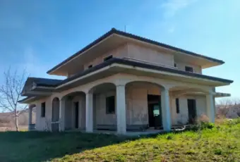 Rexer-Collecorvino-Villa-in-vendita-a-COLLECORVINO-Giardino