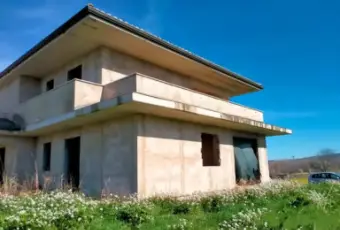 Rexer-Collecorvino-Villa-in-vendita-a-COLLECORVINO-Giardino