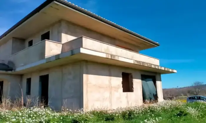 Rexer-Collecorvino-Villa-in-vendita-a-COLLECORVINO-Giardino