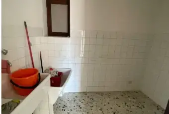 Rexer-Abriola-Trilocale-in-vendita-in-via-Decio-Bruno-ad-Abriola-Bagno