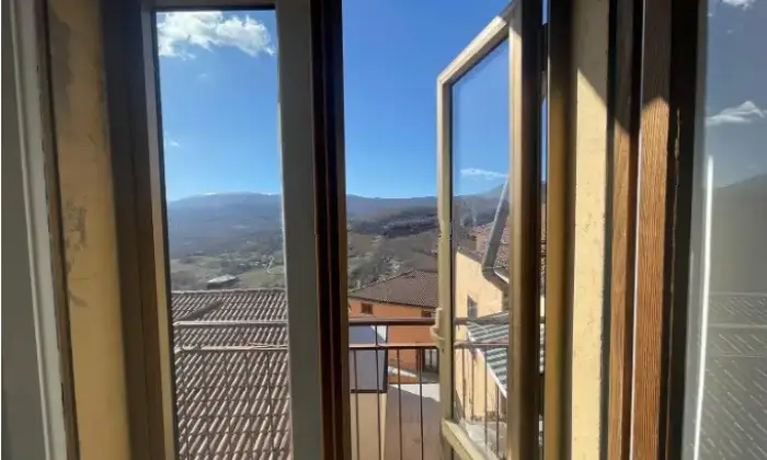 Rexer-Abriola-Trilocale-in-vendita-in-via-Decio-Bruno-ad-Abriola-Altro
