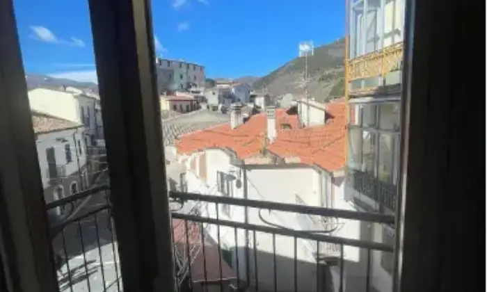 Rexer-Abriola-Appartamento-in-vendita-in-via-Decio-Bruno-ad-Abriola-Terrazzo