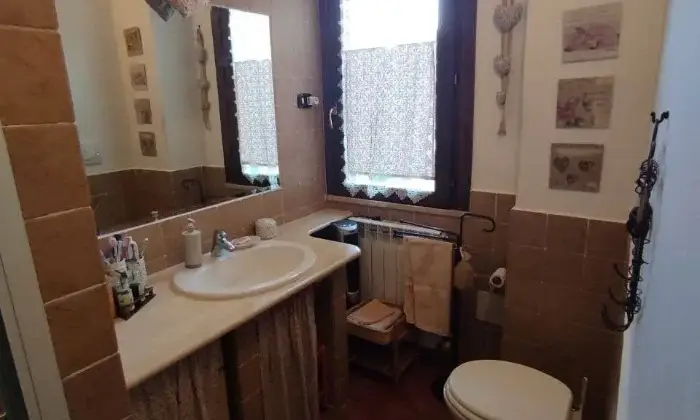 Rexer-Picinisco-Appartamento-con-grande-giardino-in-vendita-a-Picinisco-FR-BAGNO