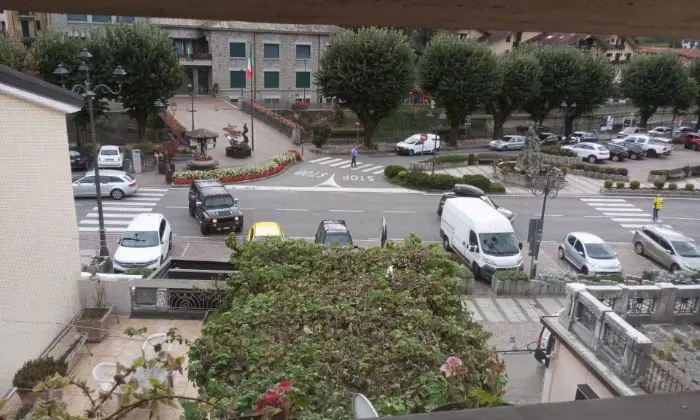 Rexer-Edolo-Immobile-in-vendita-in-Piazza-Martiri-della-Libert-ad-Edolo-Terrazzo