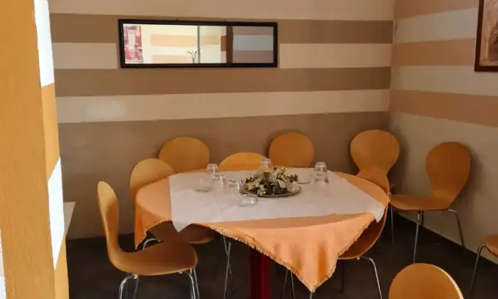 Rexer-Corteolona-e-Genzone-Immobile-commerciale-con-attivit-di-bar-ristorante-e-pizzeria-Altro