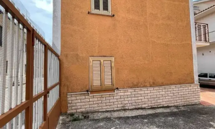 Rexer-Collarmele-Terratetto-unifamiliare-in-vendita-in-via-Fonte-Nuova-Collarmele-Terrazzo