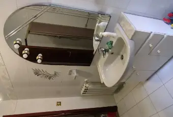 Rexer-Palermo-Affiittasi-una-camera-Bagno