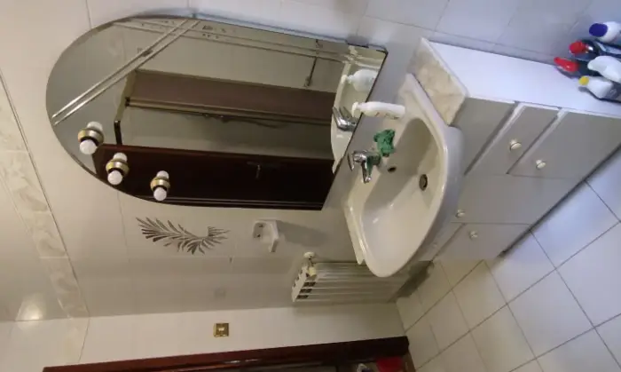 Rexer-Palermo-Affiittasi-una-camera-Bagno