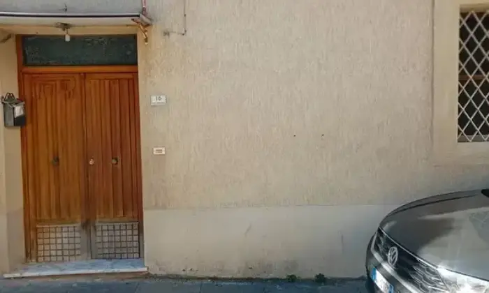 Rexer-Montaquila-Vendesi-Deliziosa-Casa-in-palazzo-a-piani-MONTAQUILA-IS-Garage
