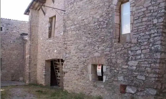 Rexer-Acquasparta-Acquasparta-Macerino-rustico-in-vendita-Cantina