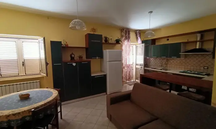 Rexer-Rovito-Vendesi-appartamento-al-primo-piano-a-Rovito-SALONE