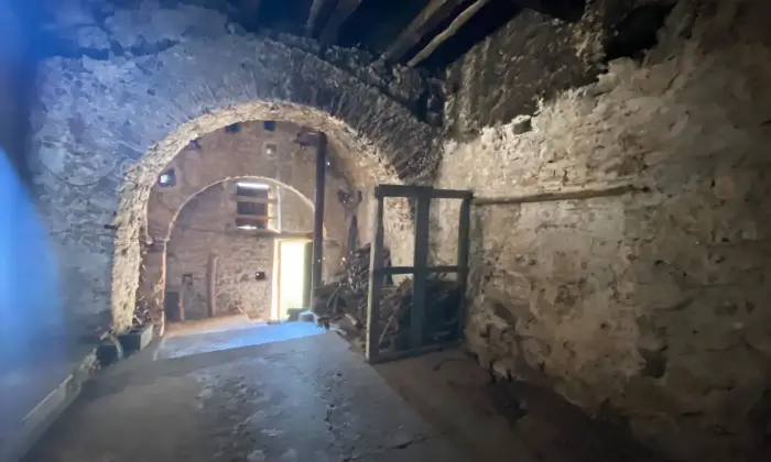 Rexer-Vibonati-Palazzo-storico-Cantina