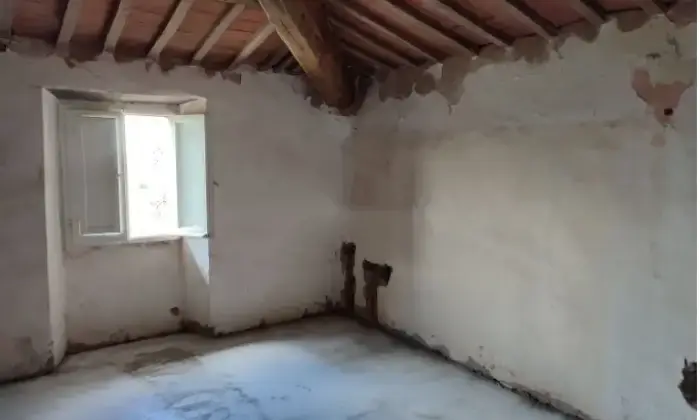 Rexer-Passignano-sul-Trasimeno-Casalecascina-in-vendita-in-Cantagallina-Interne