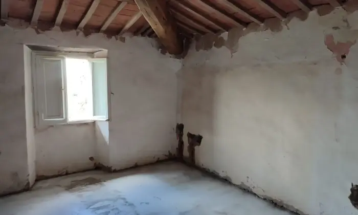 Rexer-Passignano-sul-Trasimeno-Casalecascina-in-vendita-in-Cantagallina-Interne