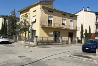 Rexer-Cortona-Villa-unifamiliare-via-della-Resistenza-Terontola-Cortona-Giardino