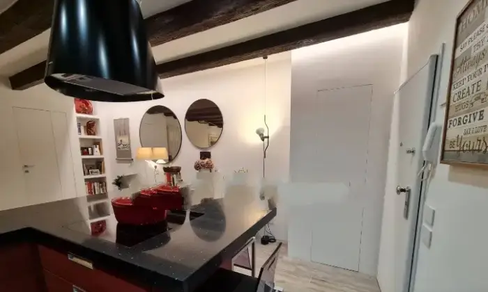 Rexer-Jesi-Trilocale-via-delle-Terme-Centro-Storico-Jesi-Cucina