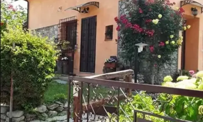 Rexer-Bardineto-Vendesi-villa-su-due-piani-Terrazzo