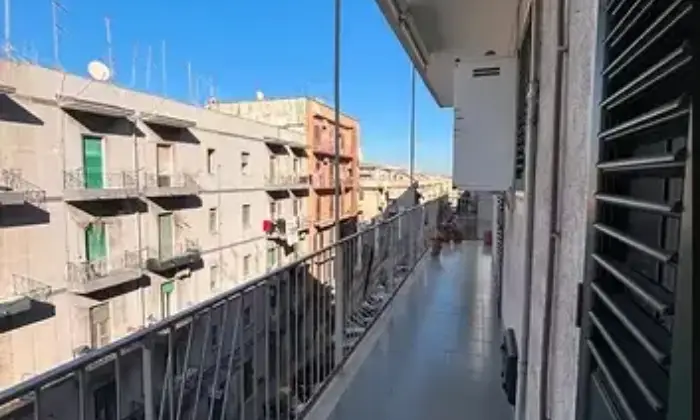 Rexer-Taranto-Trilocale-in-Vendita-in-Via-Giuseppe-Verdi-a-Taranto-Terrazzo