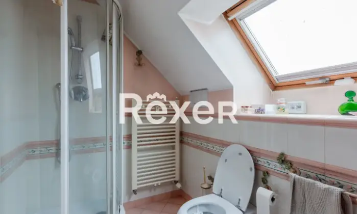 Rexer-VIMERCATE-Attico-signorile-su-due-livelli-Bagno