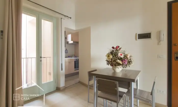 Rexer-VIAREGGIO-Palazzina-cielo-terra-composta-da-tre-unit-immobiliari-Altro