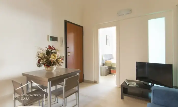 Rexer-VIAREGGIO-Palazzina-cielo-terra-composta-da-tre-unit-immobiliari-Altro