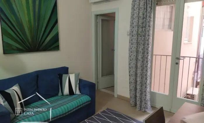 Rexer-VIAREGGIO-Palazzina-cielo-terra-composta-da-tre-unit-immobiliari-Salone