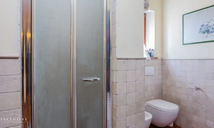 Rexer-LAJATICO-Azienda-Agricola-con-ettari-di-terreno-Bagno