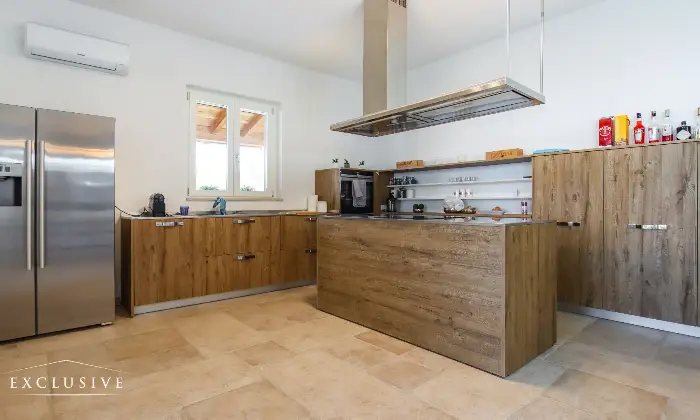 Rexer-Furnari-Villa-con-piscina-Cucina