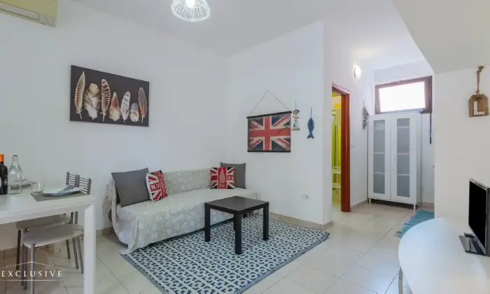 Rexer-CAPOLIVERI-Residence-costituito-da-dodici-unit-immobiliari-con-spazi-esterni-parcheggio-e-zone-comuni-Salone