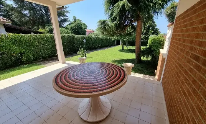 Rexer-ARDEA-Ardea-via-Pratica-di-Mare-Altro