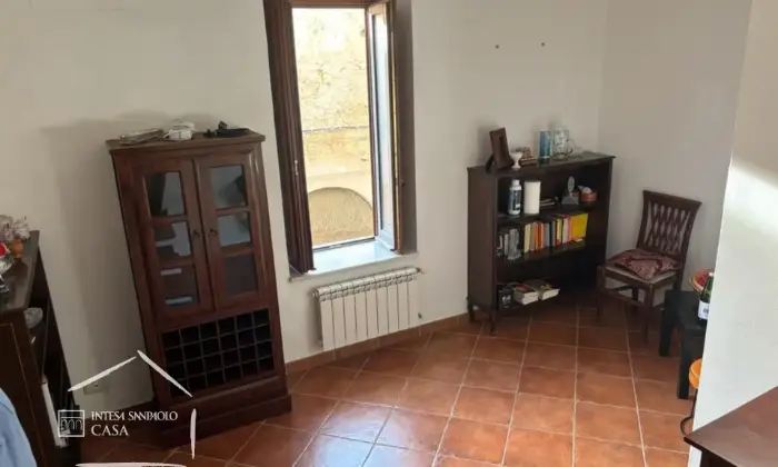 Rexer-MONREALE-Appartamento-in-zona-centrale-mq-Altro