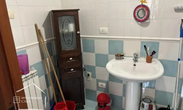 Rexer-MONREALE-Appartamento-in-zona-centrale-mq-Bagno