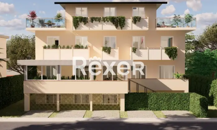 Rexer-CAMAIORE-locali-con-giardino-Terrazzo