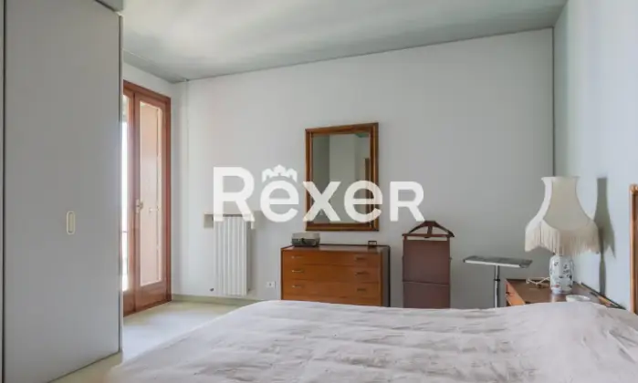 Rexer-DESENZANO-DEL-GARDA-Plurilocale-vista-lago-Altro