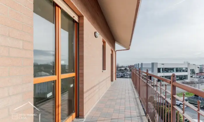 Rexer-CIRIE-Quadrilocale-con-cucina-abitabile-e-terrazzo-Terrazzo