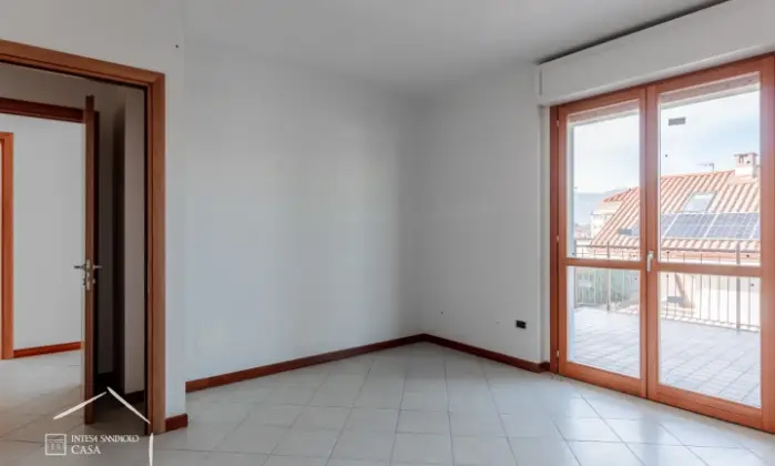 Rexer-CIRIE-Appartamento-ultimo-piano-con-terrazzo-Altro